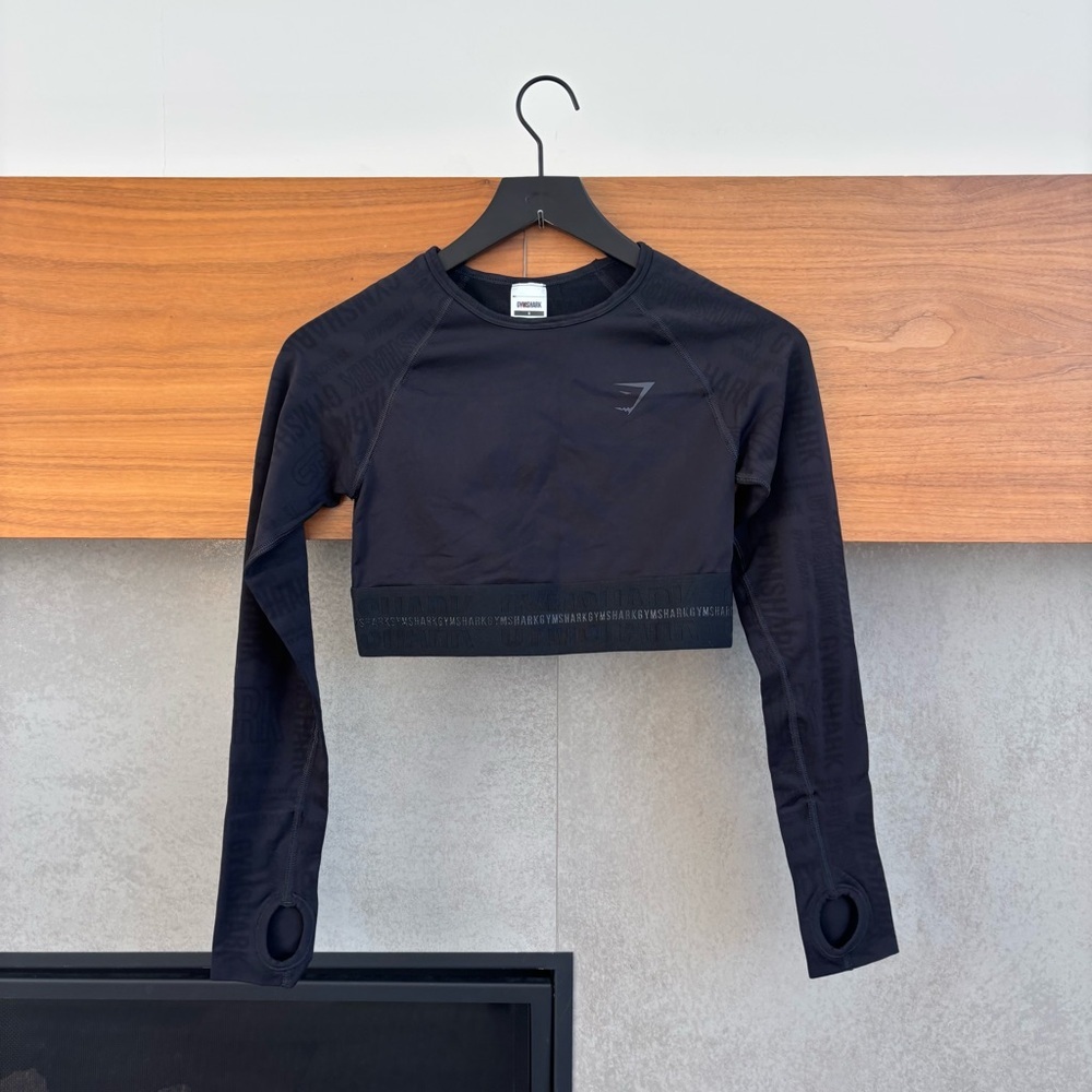 Gymshark Sets of 2 Long Sleeves Tops, Size S